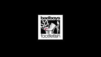 Preview 4 of Jarik Batik 3 - Lick the feet and the pussy of your mistress!