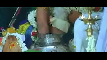 Preview 2 of Pakistan Gmuv - Deepthi Nambiar Hot First Night Scene In Yugam Tamil Movie