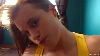 Preview 1 of Amika School - juicy booty in a twerk contest