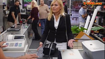 Preview 1 of Czechav Presents - Hot blonde milf screwed by pawnkeeper and receives money