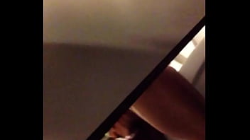 Preview 1 of Accra Mendigo Sex Porn - Suc cu trong toilet vincom 3.MOV