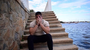 Preview 1 of Sd Kelas 6 - Ariel Ortiz goes to the beach with his partner. They get the urge to play,  and she sucks his penis on the street