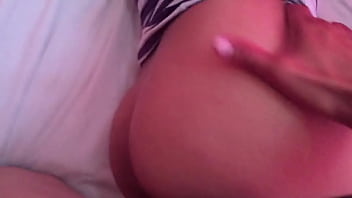 Preview 1 of Hugedickz - trim.F4159BB8-9568-478F-8C8B-27291ED1A985.MOV