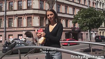 Preview 1 of Frottage Bukkake - Tricky Agent - Creampied Foxy Di by tricky porn agent teen-porn