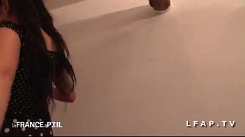 Preview 1 of Arab Young Com - Milf Asiat amat aux gros seins baise comme une cochonne