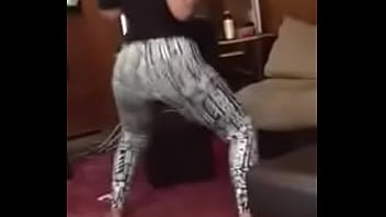 Preview 4 of Chut Ka Pani Clear Aana - Booty Me Down