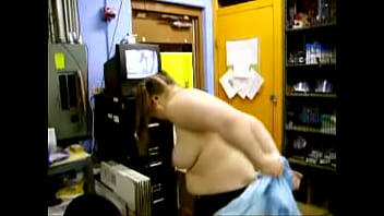 Preview 1 of Xnxx Drama - Slutty ex flashing at RadioShack