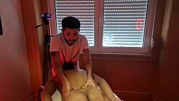 Preview 3 of Pornsin - 191 - Ensinando o @looludo a aplicar a massagem  Libido no indiano
