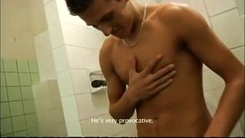 Preview 1 of Masturbation Vorlage - Org&iacute_a el las regaderas de la Estaci&oacute_n de