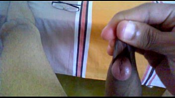 Preview 2 of Nepali Auntie - Lekobrazil brincando com seu pauz&atilde_o