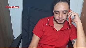 Preview 1 of Sks Sdjs - Esse macho tem um segredo pra contar | Assista Completo