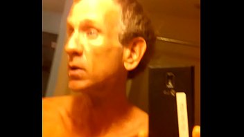Preview 1 of Istep Mama - cherie, what an old man puts in his mouth, dinner show