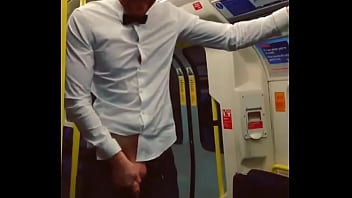 Preview 4 of Gggg Wwww - Pissing in the tube