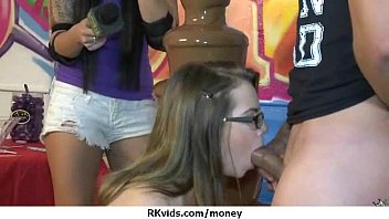 Preview 1 of Viki 01 - Tight teen fucks a man in front of the camera for cash 17