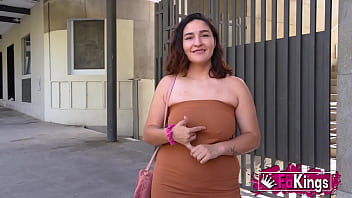 Preview 1 of Pegando A Irm Na Marra - She&#039_s now single and needs a GOOD FUCK! Gigi Lust starts a new life as pornstar
