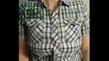 Preview 1 of Englis B P Hot - Como abrir una camisa con las (.)(.)