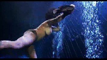 Preview 2 of Apartmentporn - Underwater Blow Job