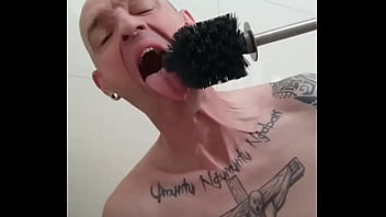 Preview 2 of Queen Lucy - TOILET BRUSH
