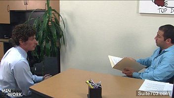 Preview 1 of Wife In Law Bos Japan - Sexy gay workers fucking in the office