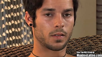 Preview 3 of Amateur Asian Chubb - Sharp Handsome Latino Royalty Jacks Off