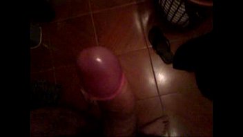 Preview 1 of Tube Fist Girl Guy - Batendo uma gloriosa