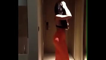Preview 2 of Runing Ass - hiffa shemale arab