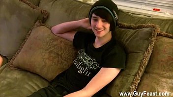 Preview 3 of Saniloynexxx - Gay cock Aron met William at a club and was convinced to shoot his