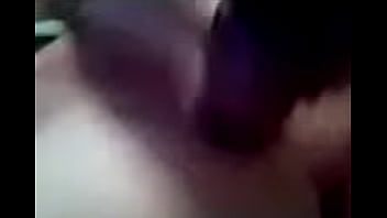 Preview 1 of Butty Ular - b. mama masturbation sent over phone