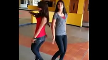 Preview 4 of Italian Mamaa - sexy dance