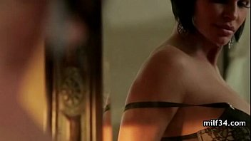 Preview 2 of Xoxoxo Gul Yuzlum - hot cougar get her ass drilled