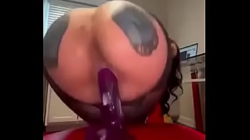 Preview 1 of Mom And Fucks Son - Littlebit throwing that ass