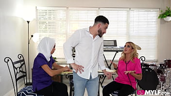 Preview 1 of Maki Koizumi Anal - Physical Therapist Dr. Vivianne Desilva And Her Arabic Assistant Bianca Bangs Drain Maladies