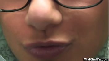 Preview 2 of Indian Mms Six Xxx - In the Library with Mia Khalifa