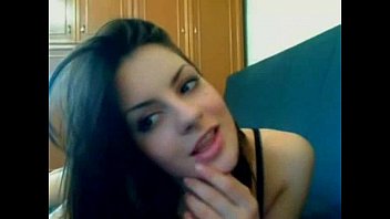 Preview 2 of 40 Year Old Mom Big Ass - hot brunette webcam