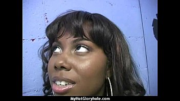 Preview 1 of Fotze Pist - black girl gloryhole 12