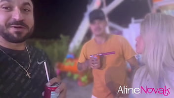 Preview 1 of Xxxec Vid - Reencontramos o motoboy no parque e fomos parar no motel! A loira gostosa adora uma aventura a tr&ecirc_s!