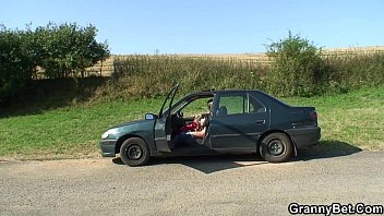 Preview 3 of Kanror Sex Net - 70 years old granny gets banged roadside