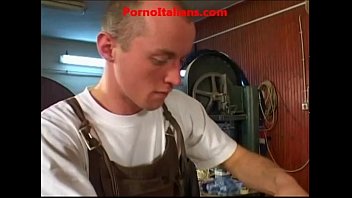 Preview 1 of Kr Vijaya Hot - Rossa matura trombata da cazzo duro