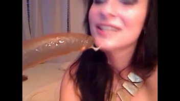 Preview 2 of As Molhadinhas - Who is this girl!? So fucking hot!!!!