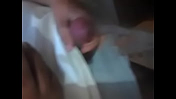 Preview 3 of Melissa Conti Fucks A Friend - Putinha da TV Gozando no Espelho