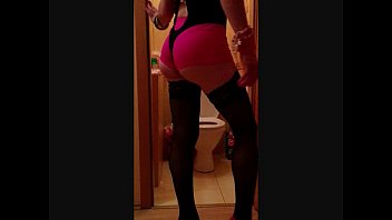 Preview 1 of Examination Keri Sable - Pee time