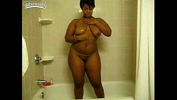 Preview 2 of Xxxvideo Sanilion Hd Video - bathtime