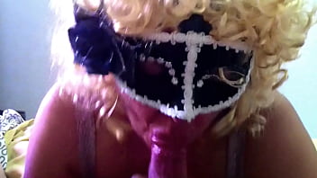 Preview 3 of Small Amateur Tube Cd - Mamada enmascarada - Masked blowjob