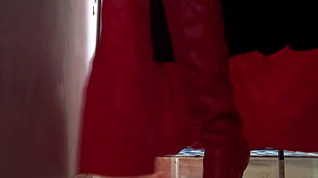 Preview 1 of Seachlatex Enema Slave - Marquise Rouge