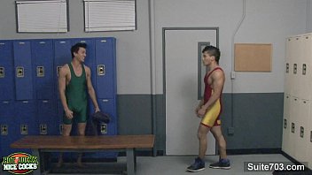 Preview 1 of Colegia La - Sporty gays having wild sex