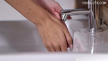Preview 1 of Flakita Morena - Horny girlfriend college sex