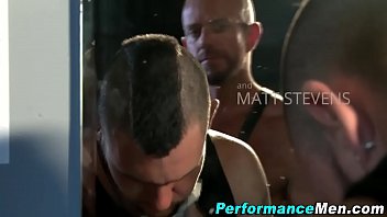 Preview 1 of Beach Of Paradise - Blowjob bear champions