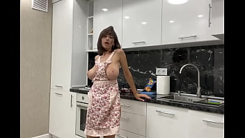 Preview 2 of Naruto Hd Sek - Stunning busty bitch masturbates in the kitchen before her lover arrives