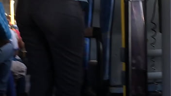 Preview 1 of Docter Nars - lindo culito en el bus
