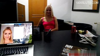 Preview 2 of Www Muslim Xxx Donglodin - Cute pornstar homemade blowjob